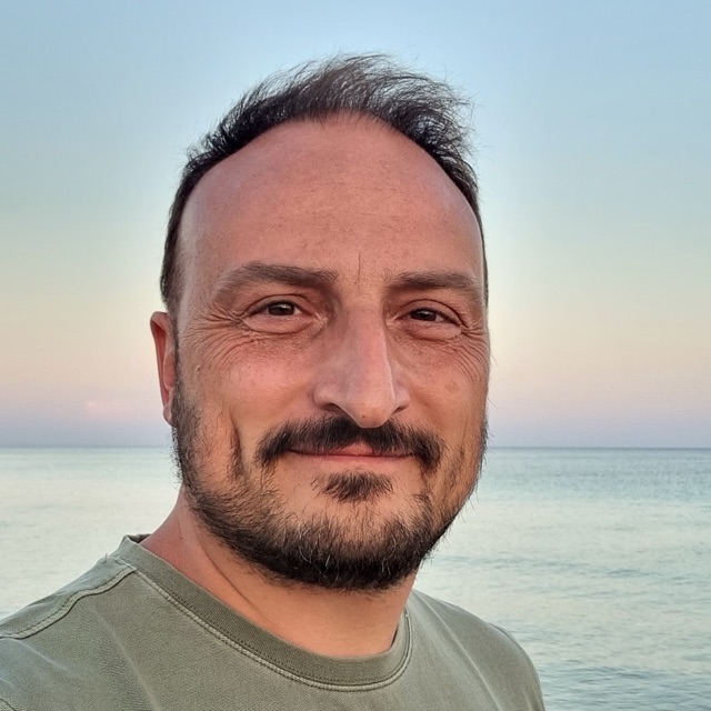 Vito Manzari